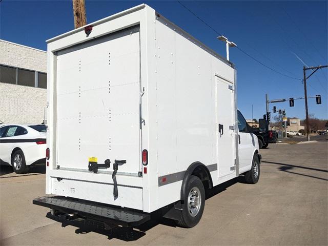 2024 Chevrolet Express Commercial Cutaway Vehicle Photo in ENGLEWOOD, CO 80113-6708