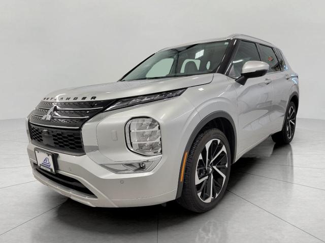 2024 Mitsubishi Outlander Vehicle Photo in APPLETON, WI 54914-4656