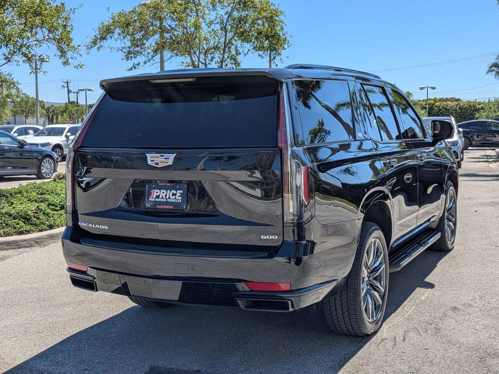 2022 Cadillac Escalade Vehicle Photo in Miami, FL 33169