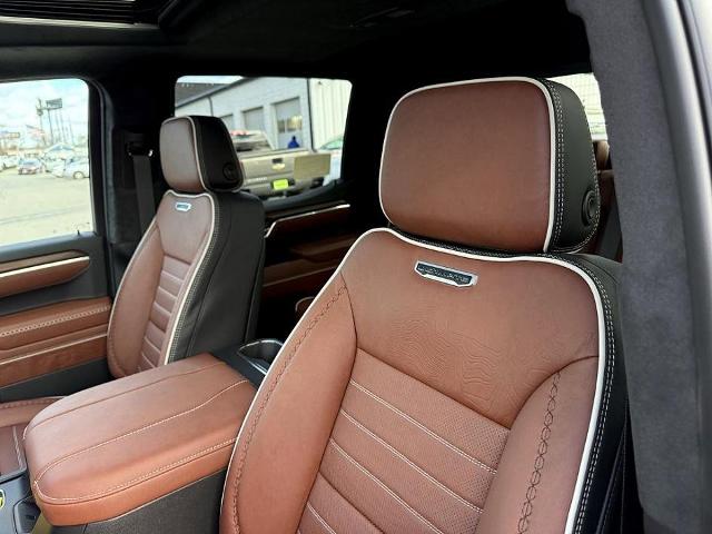 2025 GMC Sierra 1500 Vehicle Photo in CHICOPEE, MA 01020-5001