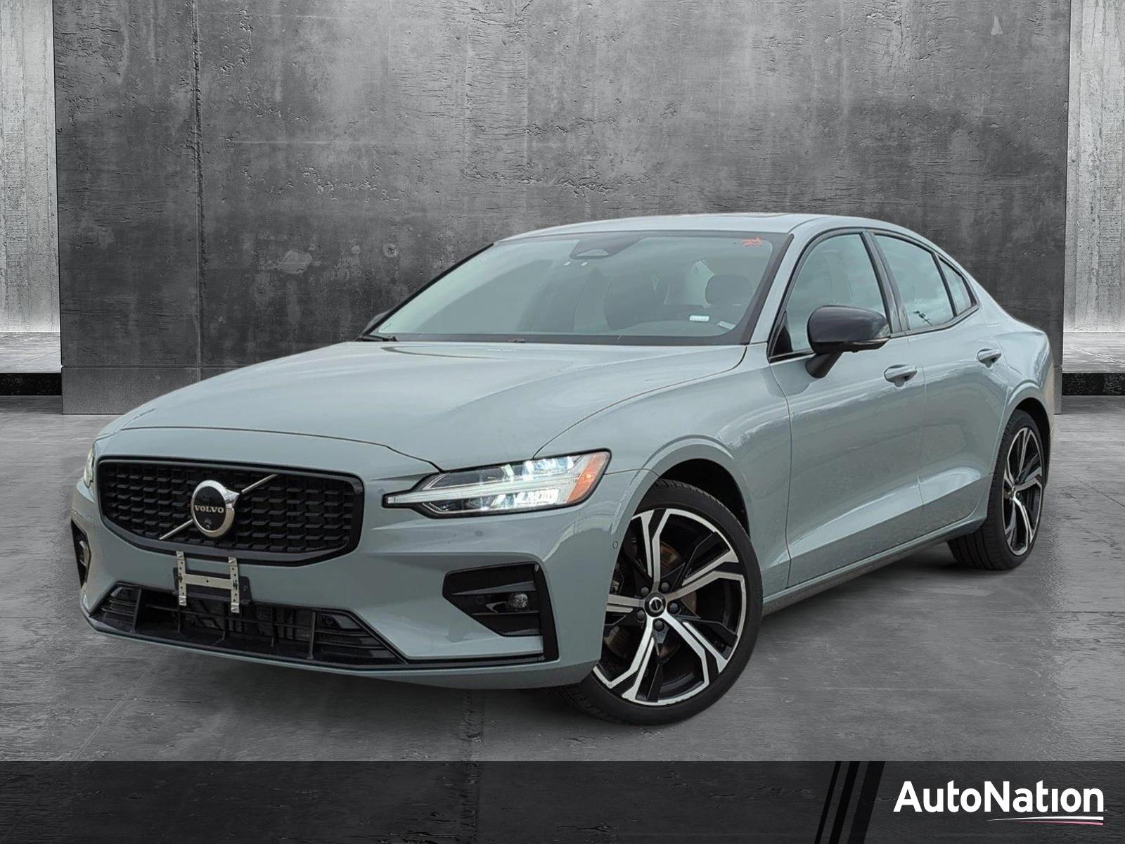 2024 Volvo S60 Vehicle Photo in Memphis, TN 38128