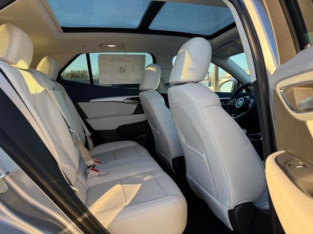 2025 Buick Envision Vehicle Photo in COLUMBIA, MO 65203-3903