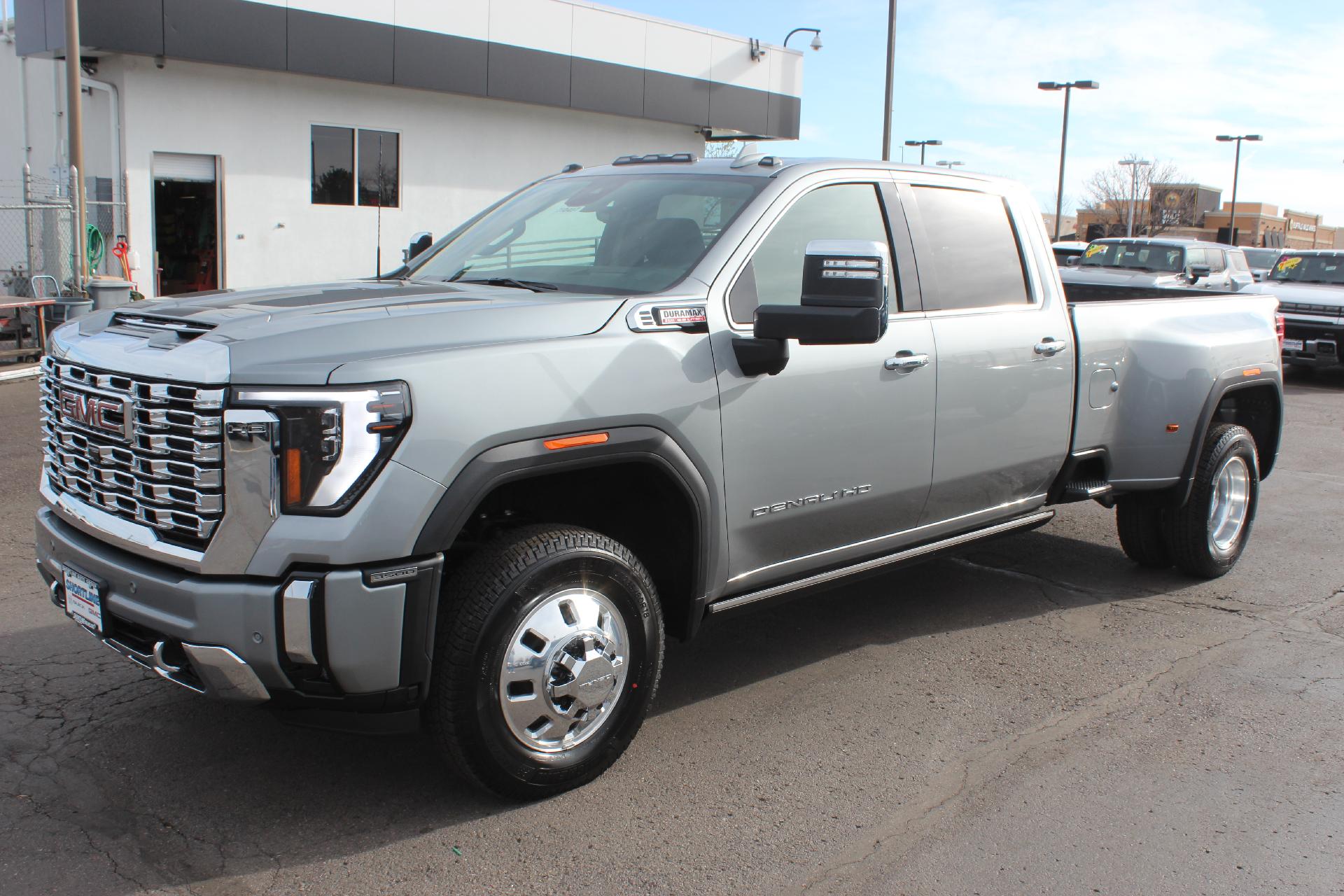 2025 GMC Sierra 3500 HD Vehicle Photo in AURORA, CO 80012-4011