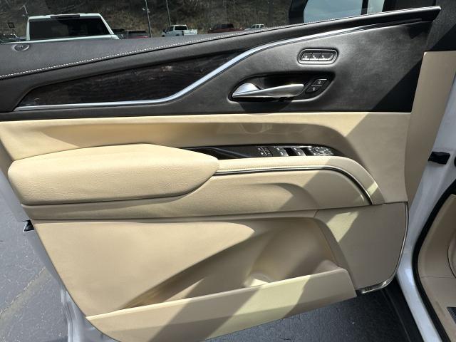 2021 Cadillac Escalade Vehicle Photo in MARION, NC 28752-6372