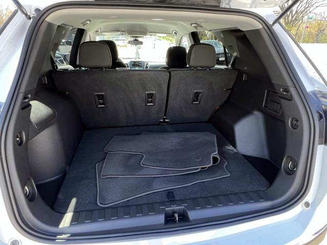 2022 Chevrolet Equinox Vehicle Photo in Roslyn, NY 11576