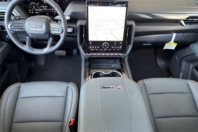 2025 GMC Yukon Vehicle Photo in ELK GROVE, CA 95757-8703