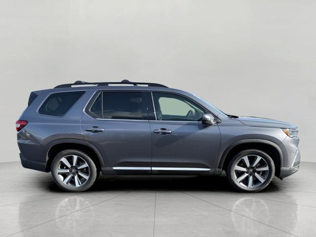 2024 Honda Pilot Vehicle Photo in MADISON, WI 53713-3220