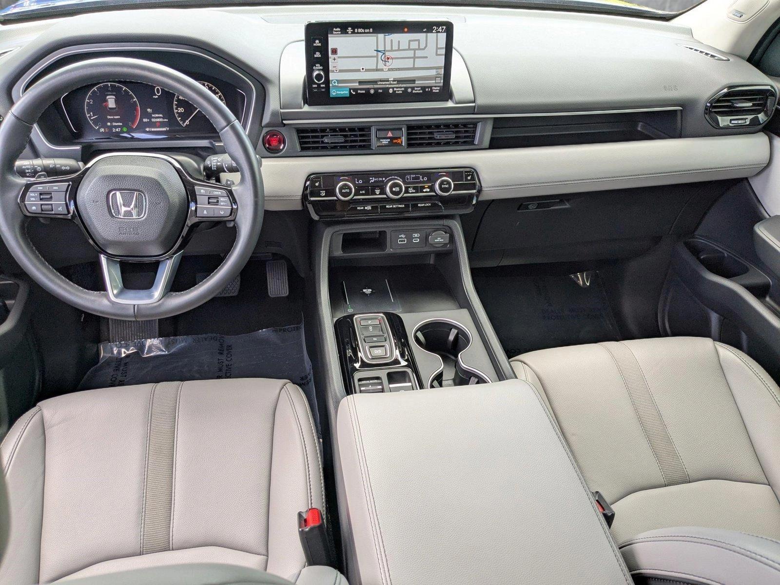 2024 Honda Pilot Vehicle Photo in Miami, FL 33015