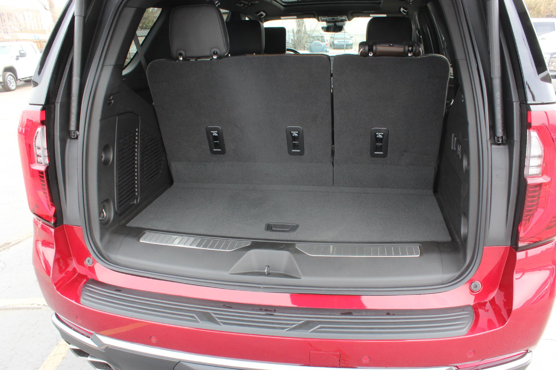 2025 GMC Yukon Vehicle Photo in AURORA, CO 80012-4011