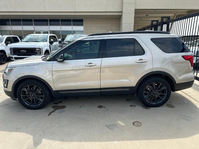 2017 Ford Explorer Vehicle Photo in Grapevine, TX 76051
