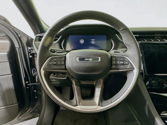 2024 Jeep Grand Cherokee L Vehicle Photo in Doylsetown, PA 18901