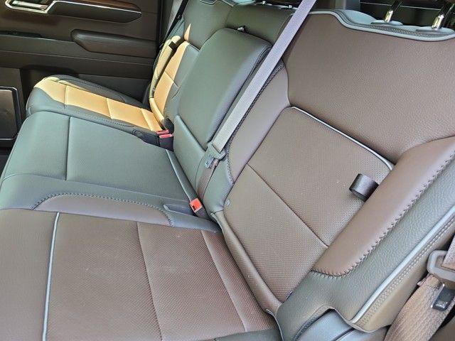 2024 GMC Sierra 1500 Vehicle Photo in Pleasant Hills, PA 15236