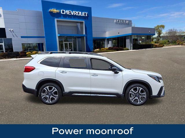 2024 Subaru Ascent Vehicle Photo in DANBURY, CT 06810-5034
