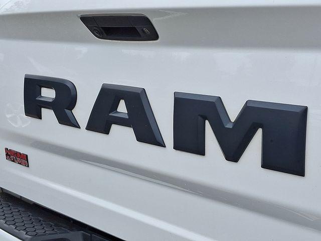 2017 Ram 1500 Vehicle Photo in DANBURY, CT 06810-5034
