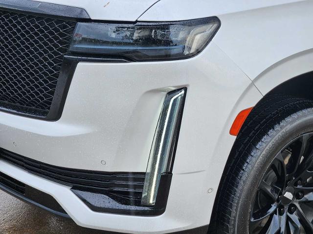 2021 Cadillac Escalade ESV Vehicle Photo in DENTON, TX 76210-9321