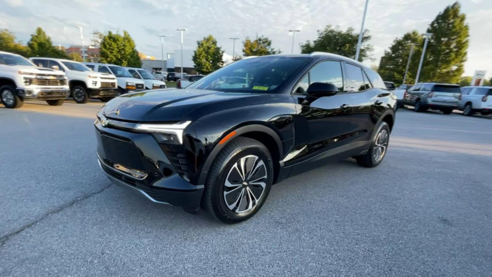 2025 Chevrolet Blazer EV Vehicle Photo in BENTONVILLE, AR 72712-4322