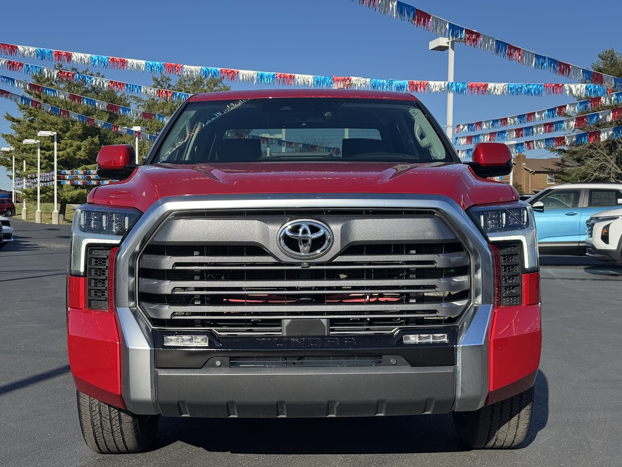 2022 Toyota Tundra 4WD Vehicle Photo in BOONVILLE, IN 47601-9633