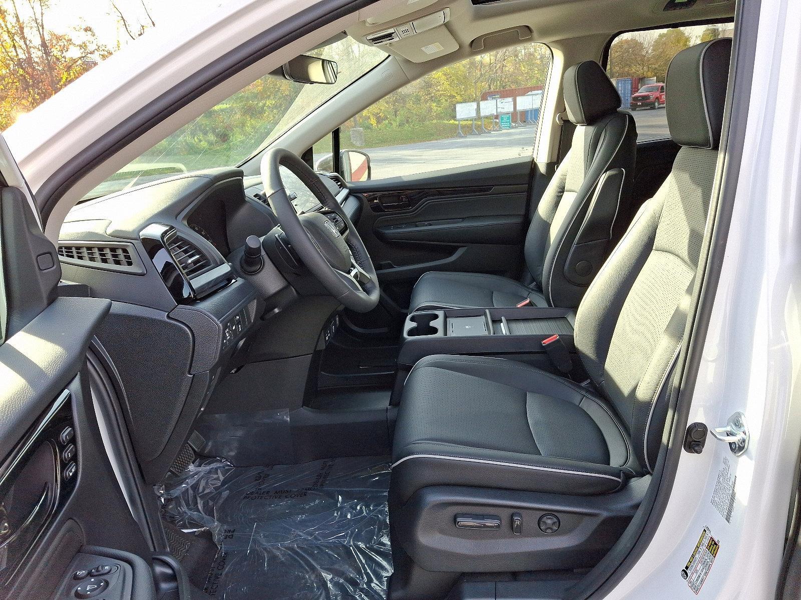 2025 Honda Odyssey Vehicle Photo in Harrisburg, PA 17111