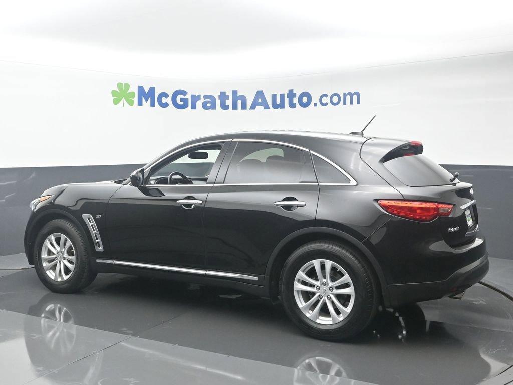 2017 INFINITI QX70 Vehicle Photo in Marion, IA 52302