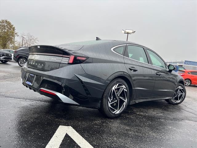 2024 Hyundai SONATA Vehicle Photo in O'Fallon, IL 62269