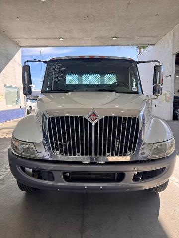 2013 International 4000 Vehicle Photo in VENTURA, CA 93003-8585