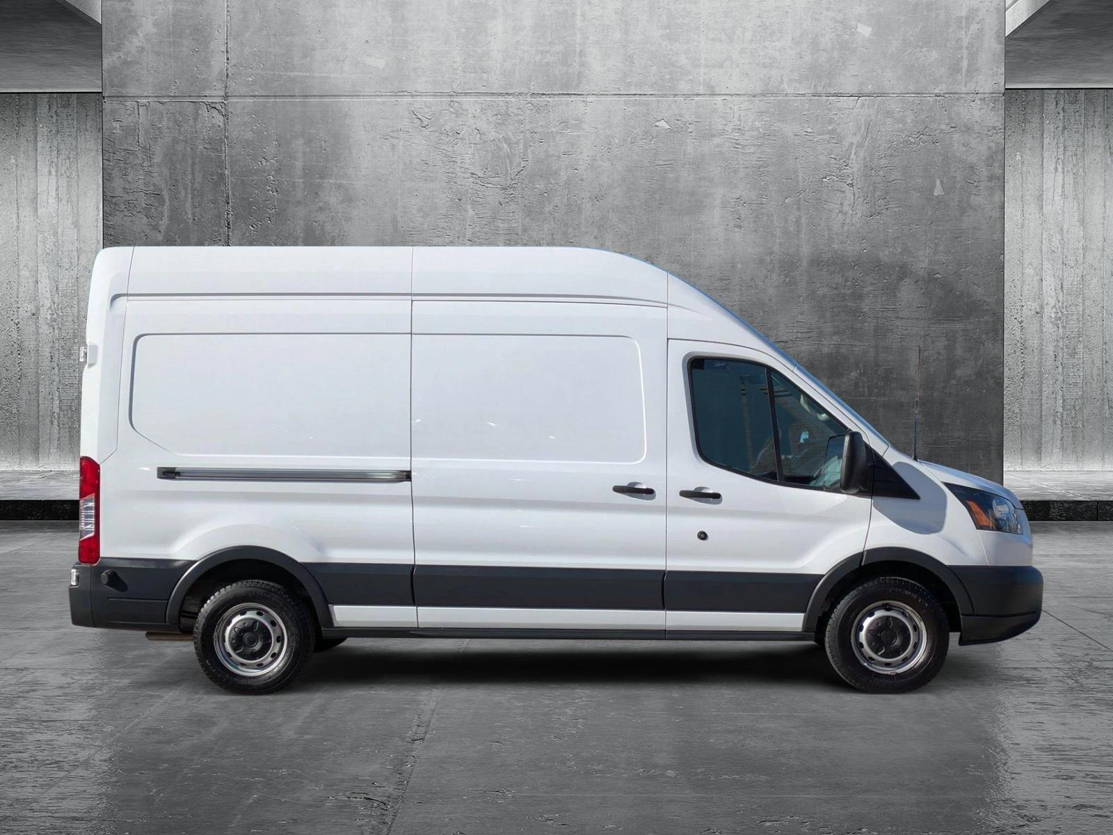 2018 Ford Transit Van Vehicle Photo in Tustin, CA 92782