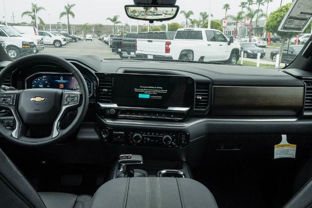 2025 Chevrolet Silverado 1500 Vehicle Photo in VENTURA, CA 93003-8585