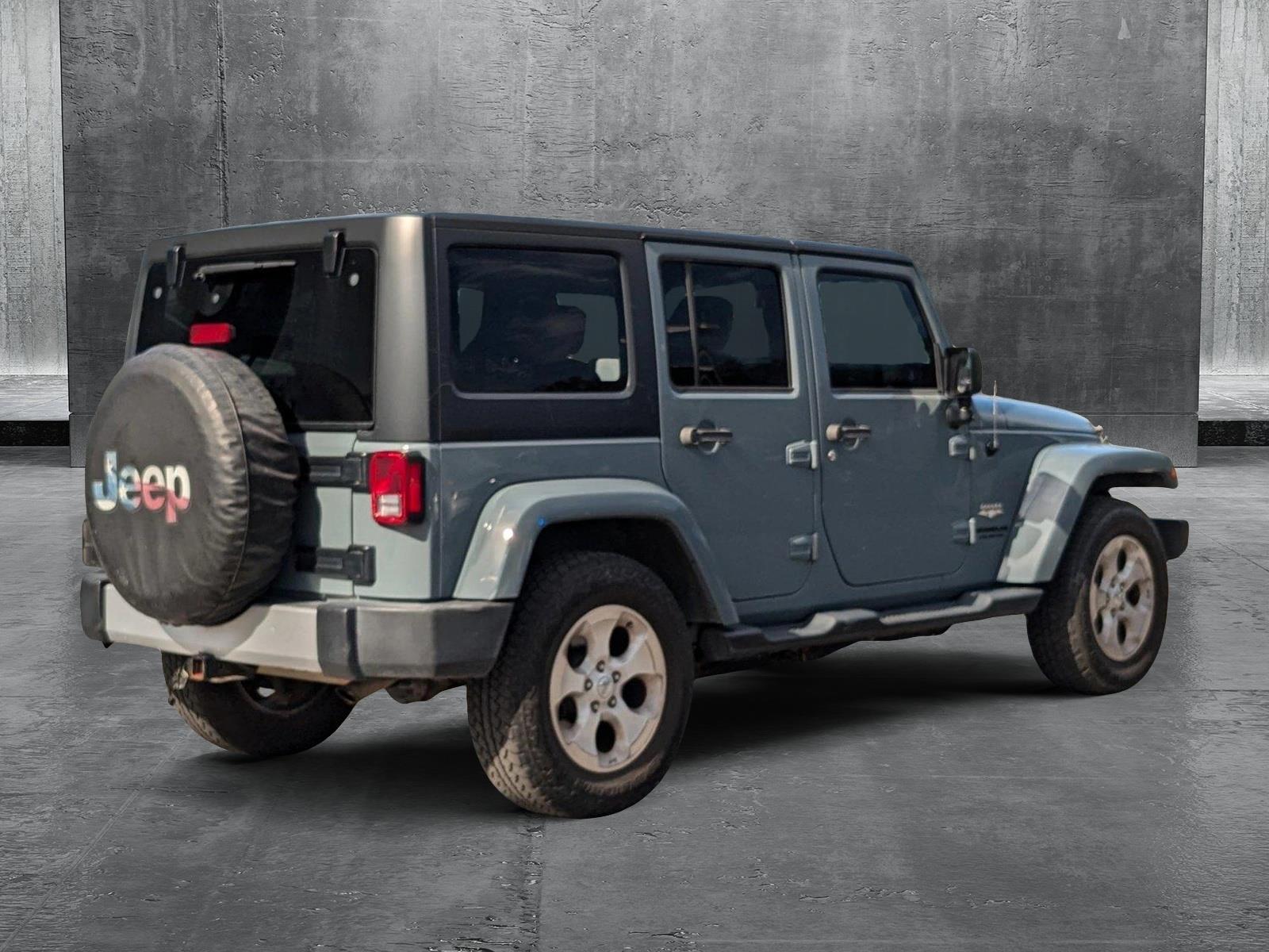 2015 Jeep Wrangler Unlimited Vehicle Photo in St. Petersburg, FL 33713