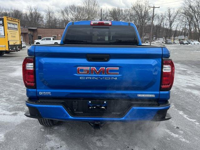 2023 GMC Canyon Vehicle Photo in LEOMINSTER, MA 01453-2952