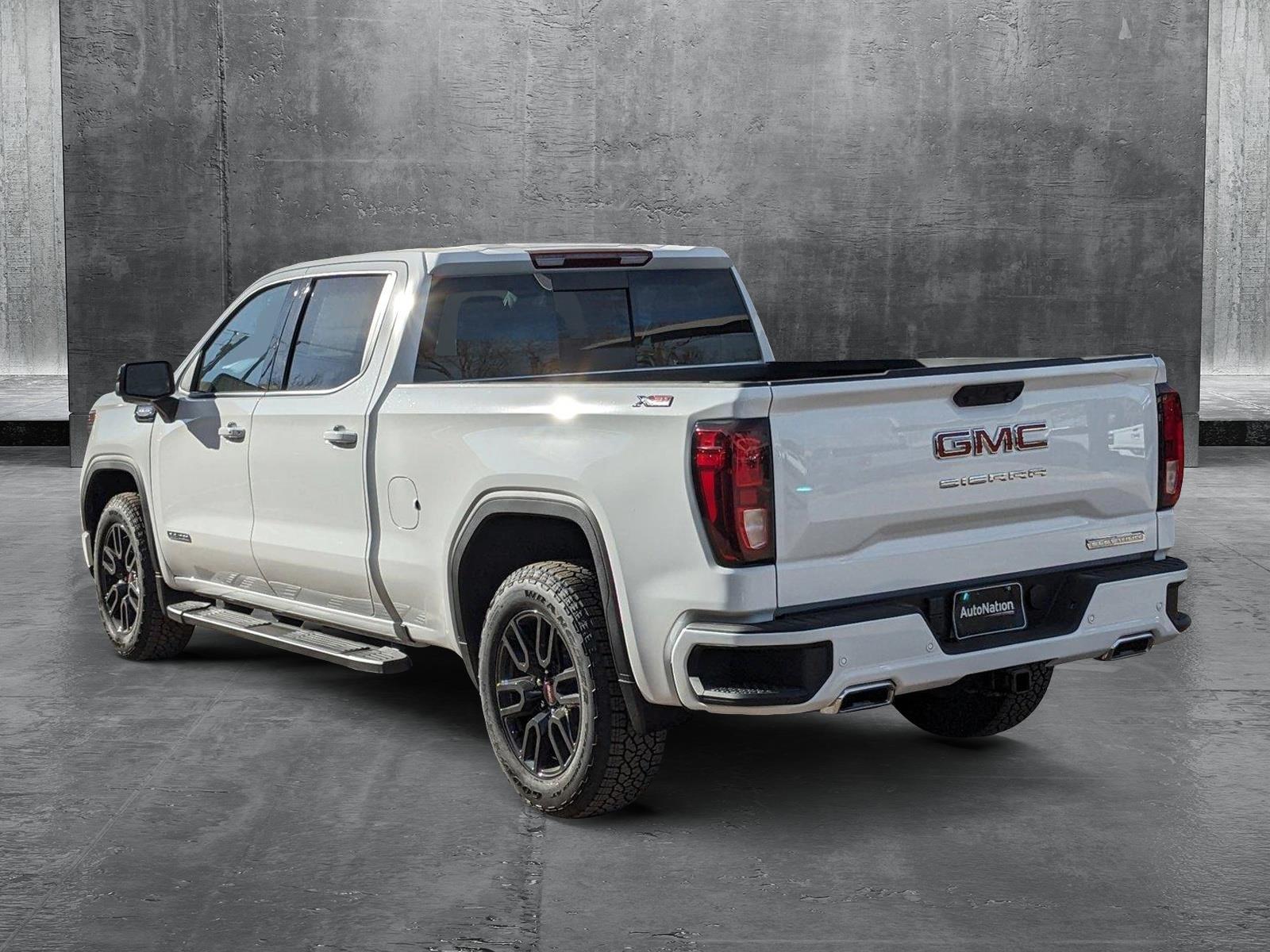 2025 GMC Sierra 1500 Vehicle Photo in GOLDEN, CO 80401-3850