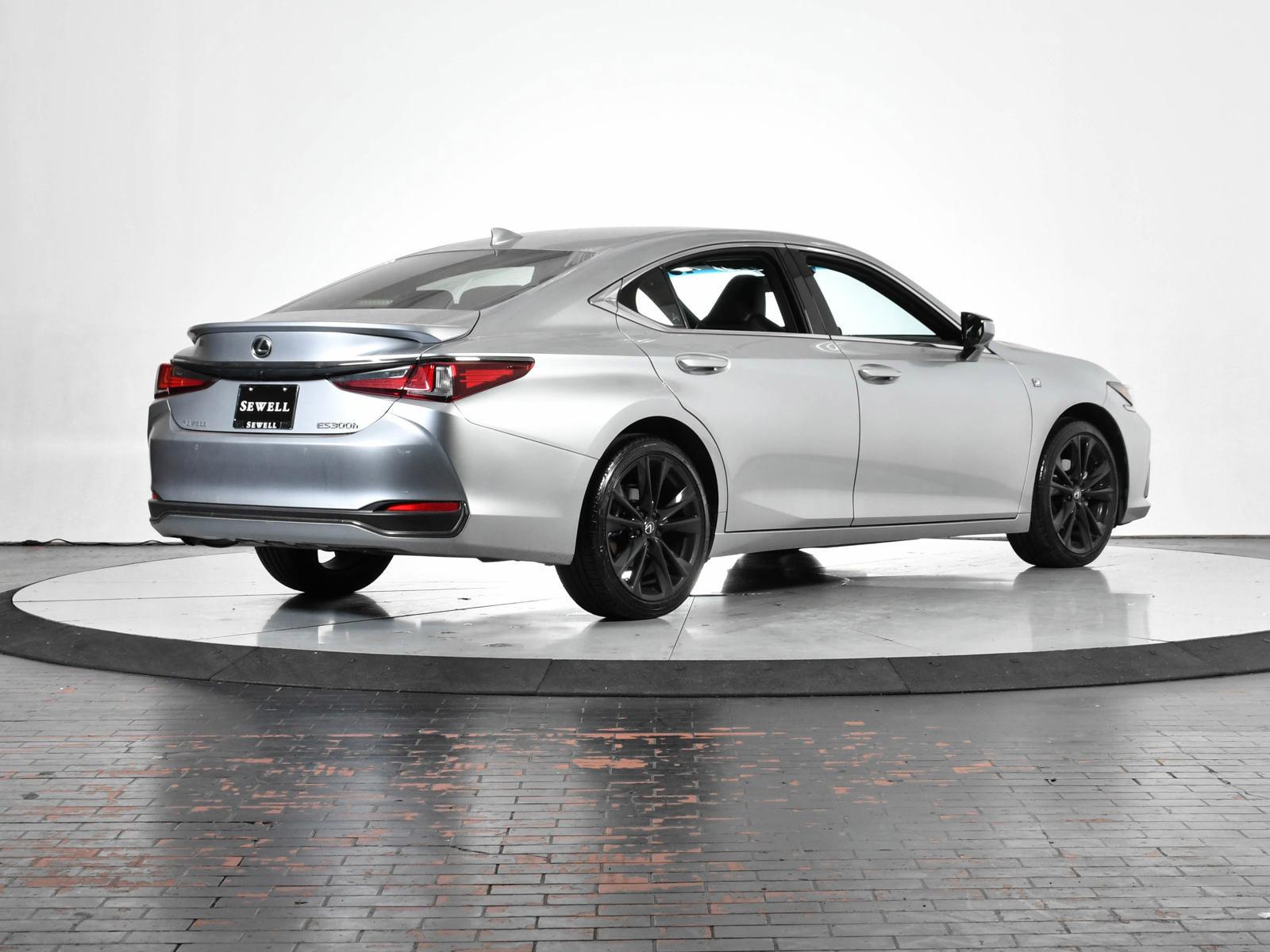 2024 Lexus ES 300h Vehicle Photo in DALLAS, TX 75235