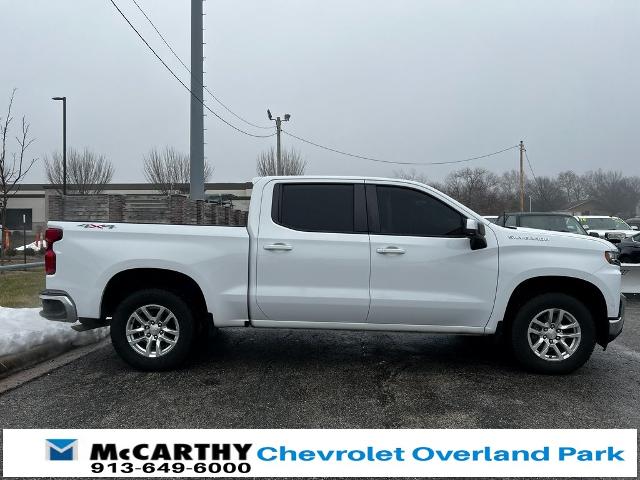 Used 2020 Chevrolet Silverado 1500 LT with VIN 3GCUYDED7LG325922 for sale in Kansas City