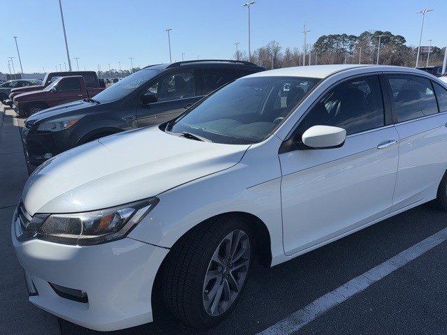 Used 2014 Honda Accord Sport with VIN 1HGCR2F55EA242304 for sale in Goldsboro, NC