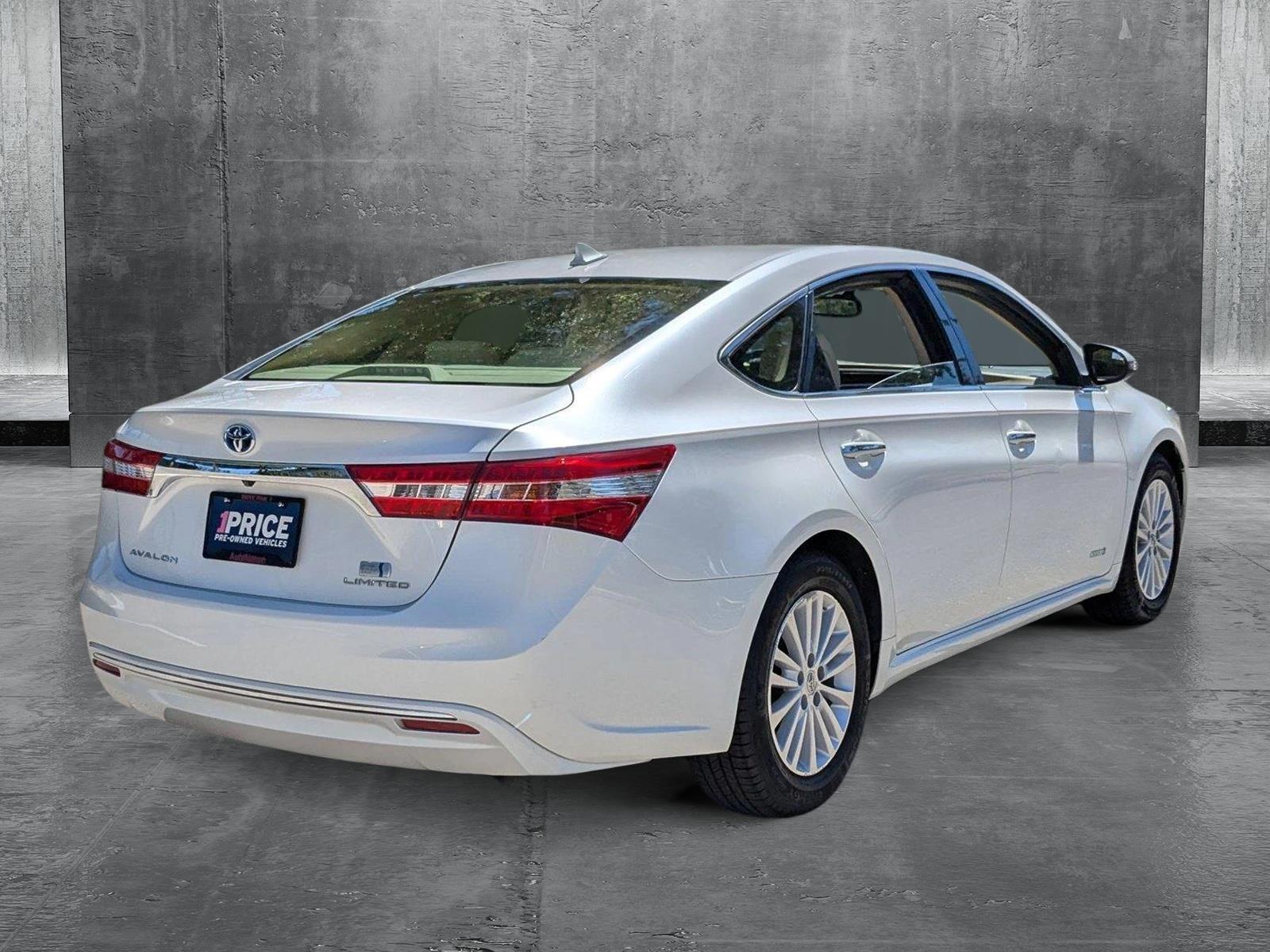 2014 Toyota Avalon Hybrid Vehicle Photo in West Palm Beach, FL 33417