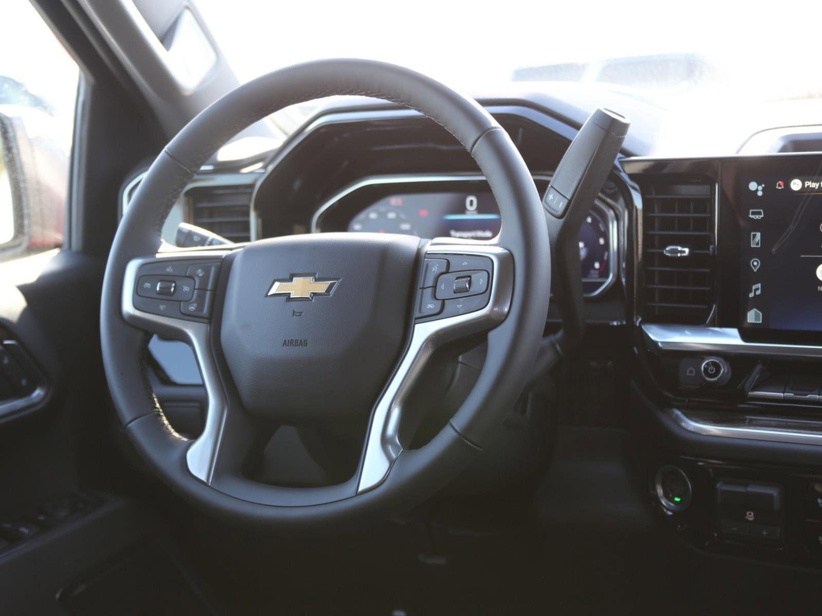 2025 Chevrolet Silverado 1500 Vehicle Photo in LOS ANGELES, CA 90007-3794