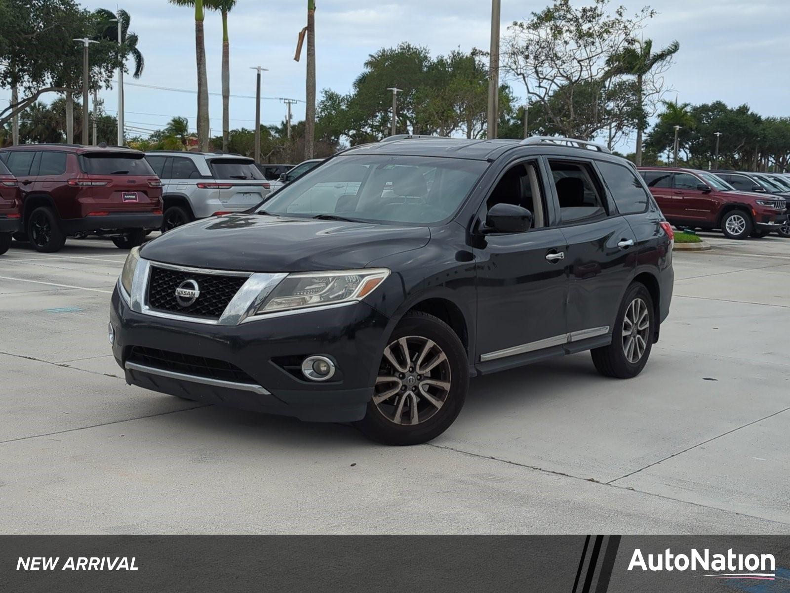 2014 Nissan Pathfinder Vehicle Photo in Pembroke Pines, FL 33027