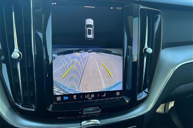 2023 Volvo XC60 Vehicle Photo in Houston, TX 77007