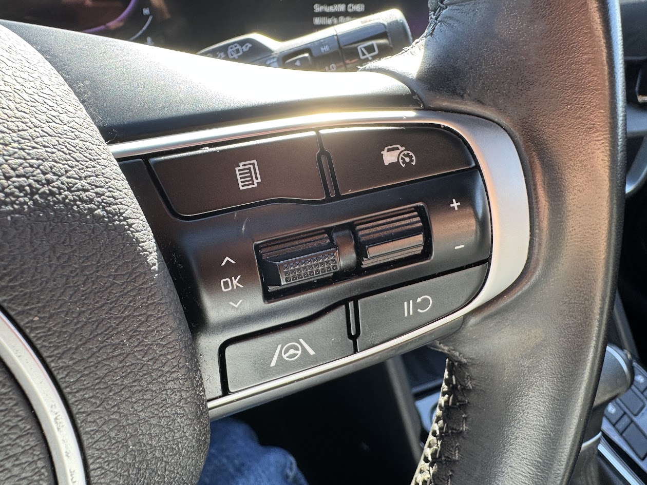 2023 Kia Sportage Vehicle Photo in BOONVILLE, IN 47601-9633