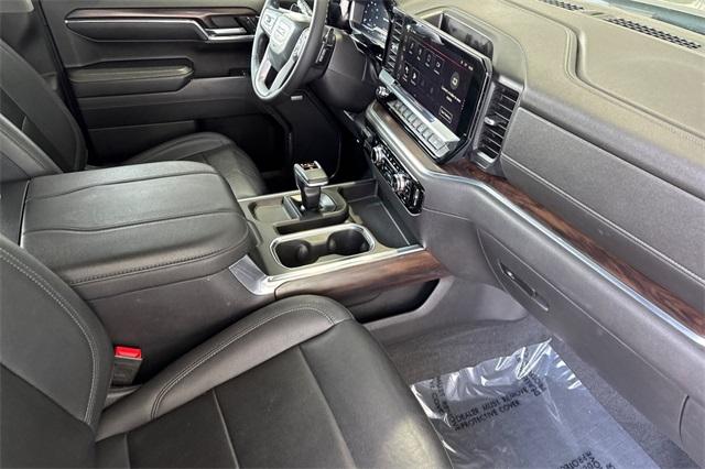 2023 GMC Sierra 1500 Vehicle Photo in ELK GROVE, CA 95757-8703