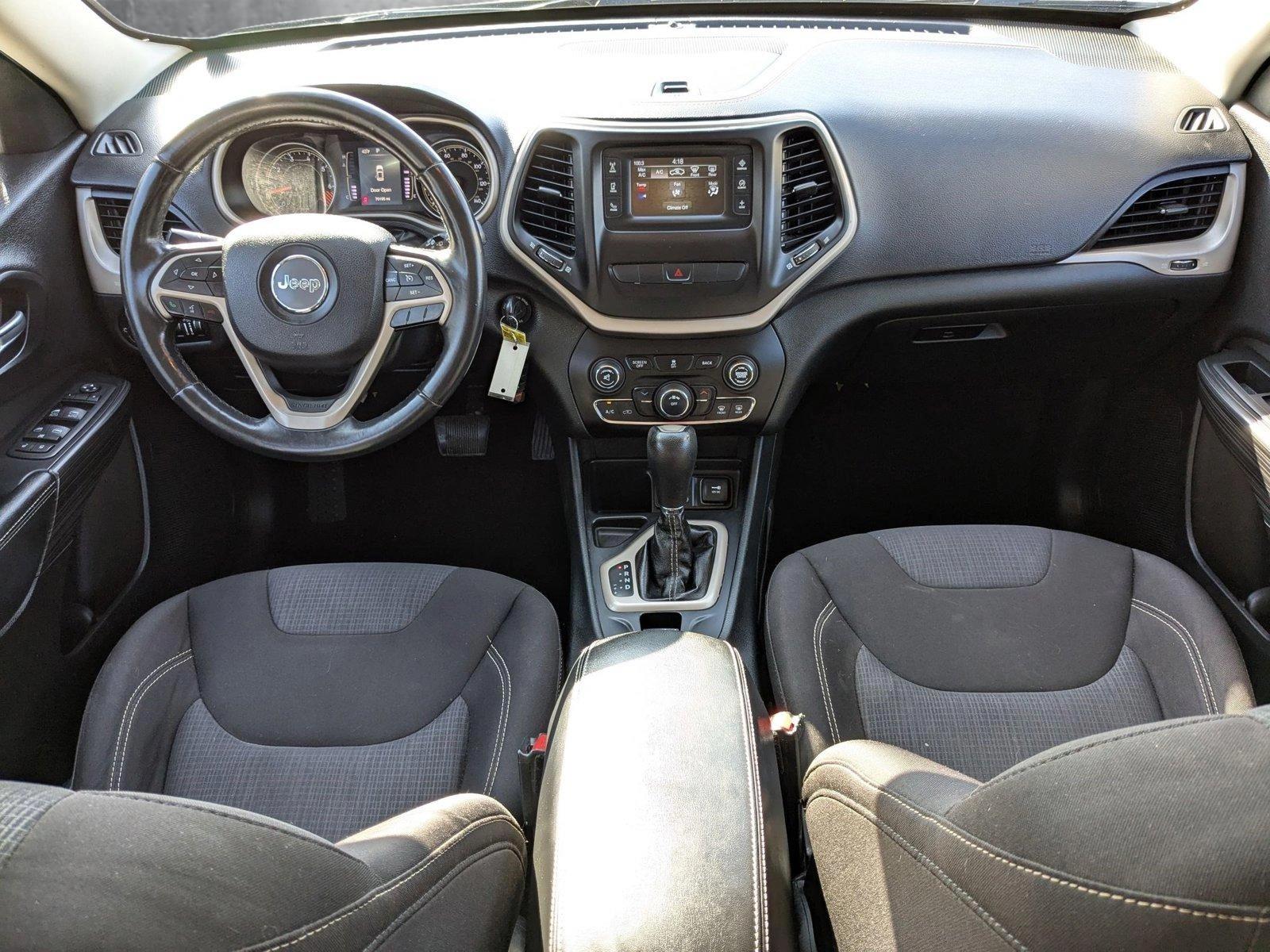 2015 Jeep Cherokee Vehicle Photo in Spokane Valley, WA 99212