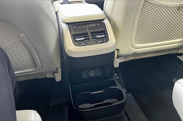 2021 Volvo XC90 Vehicle Photo in Houston, TX 77007