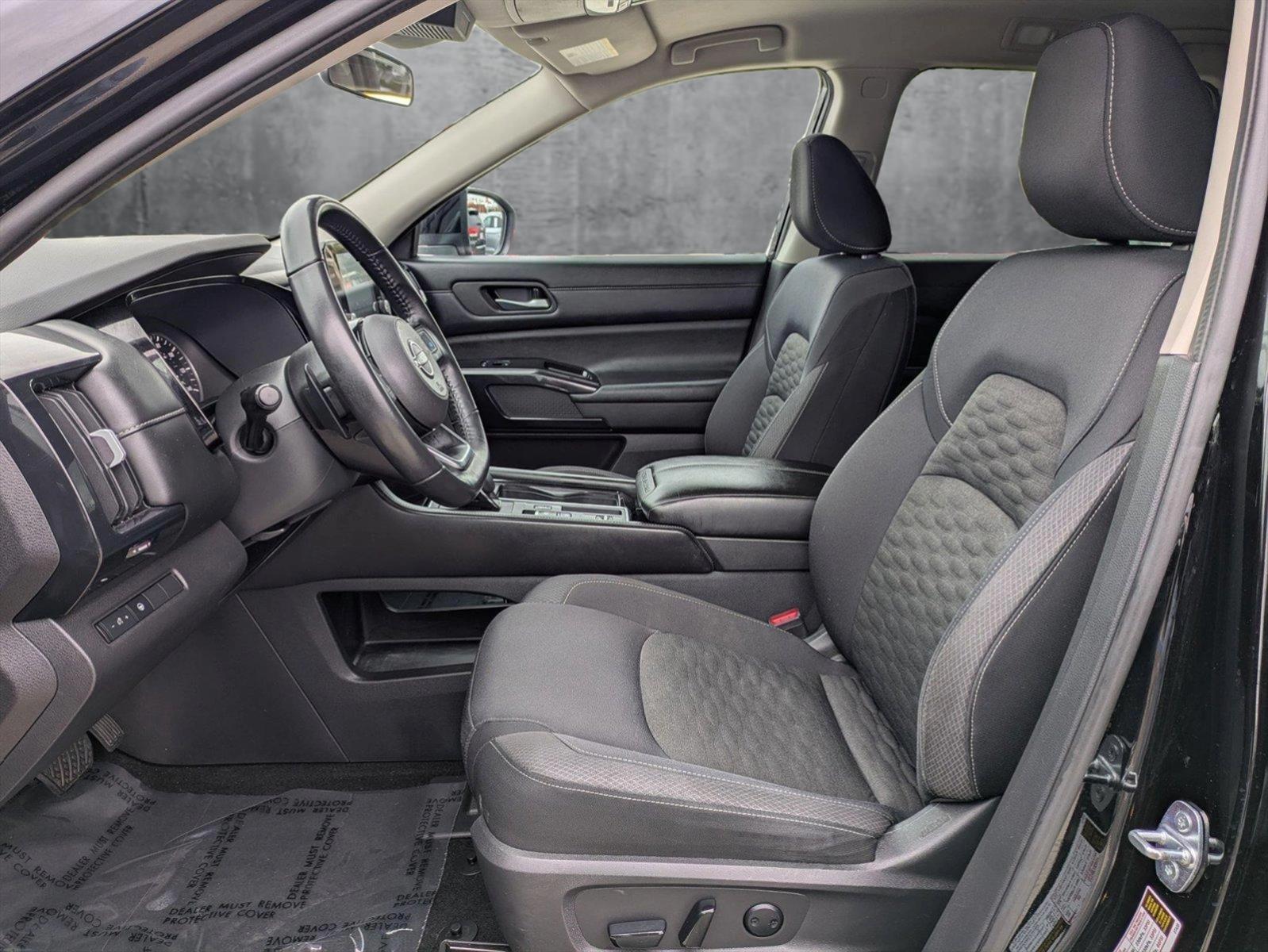 2022 Nissan Pathfinder Vehicle Photo in Tustin, CA 92782