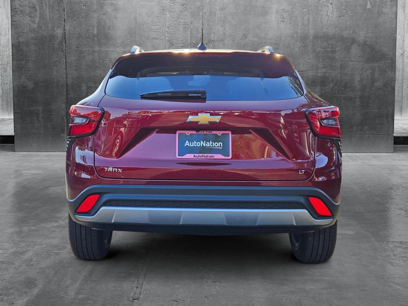 2025 Chevrolet Trax Vehicle Photo in GREENACRES, FL 33463-3207