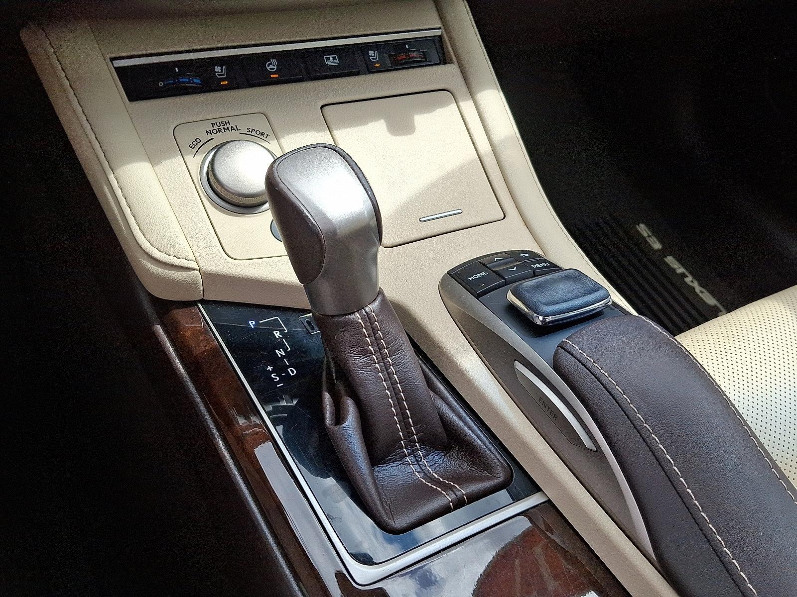 2017 Lexus ES 350 Vehicle Photo in Trevose, PA 19053