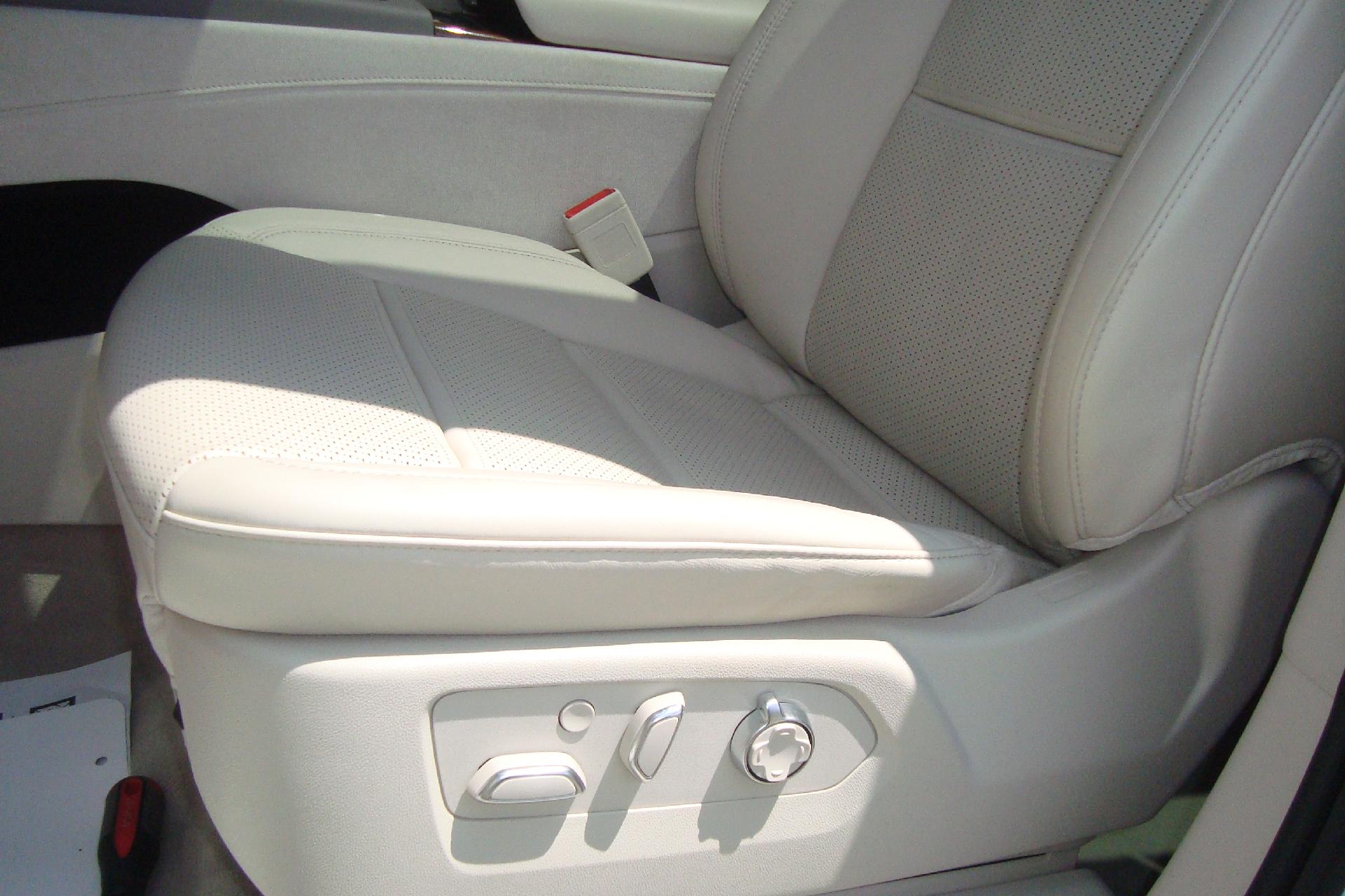 2024 Cadillac Escalade Vehicle Photo in PORTSMOUTH, NH 03801-4196