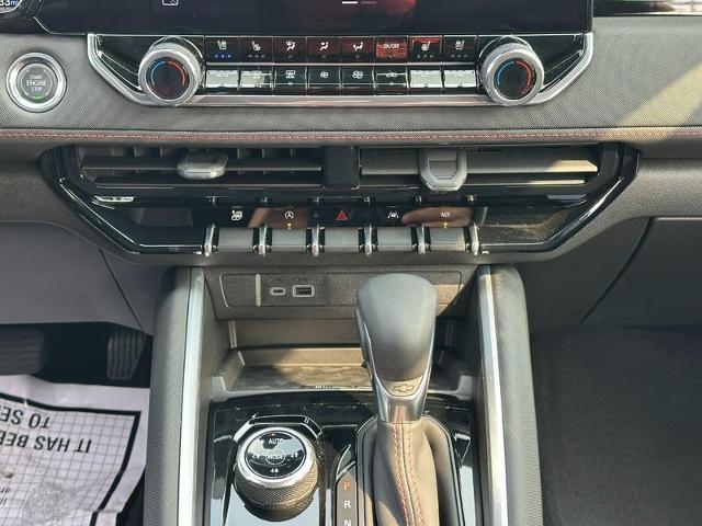 2025 Chevrolet Colorado Vehicle Photo in COLUMBIA, MO 65203-3903