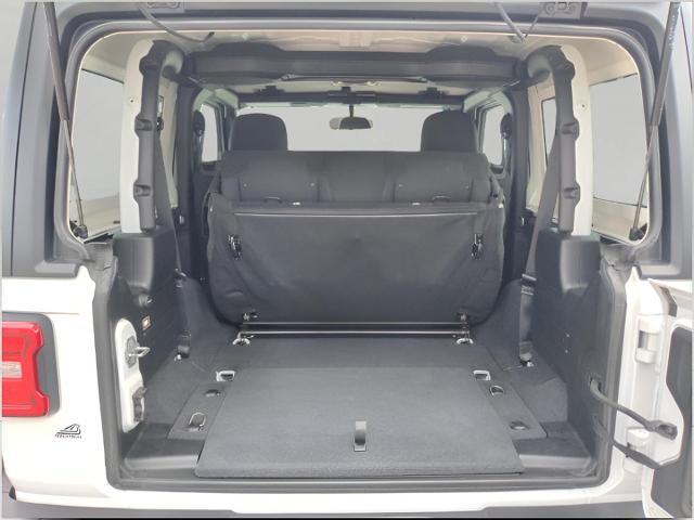 2021 Jeep Wrangler Vehicle Photo in Green Bay, WI 54304