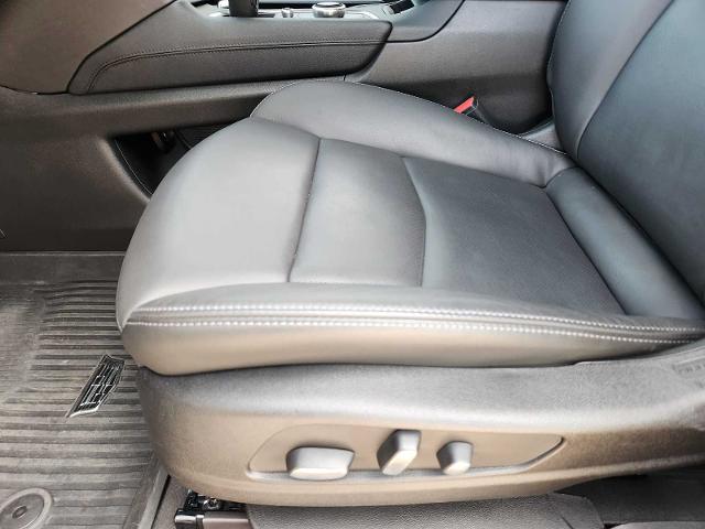 2024 Cadillac XT6 Vehicle Photo in DENTON, TX 76210-9321