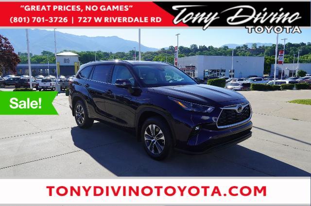 2025 Toyota Highlander Vehicle Photo in Riverdale, UT 84405