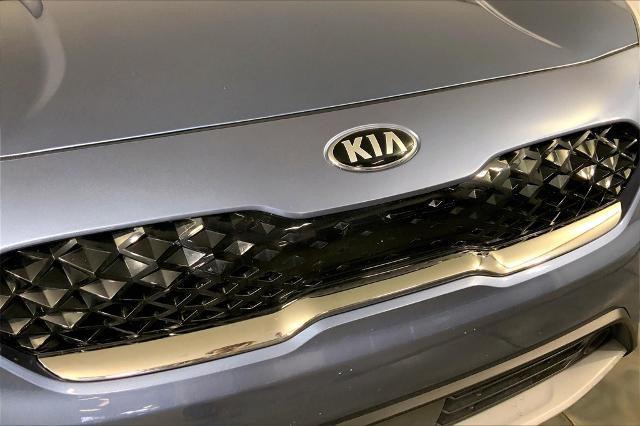 2020 Kia Niro Vehicle Photo in Lees Summit, MO 64086